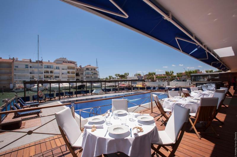 Port Salins Hotel Empuriabrava Eksteriør billede